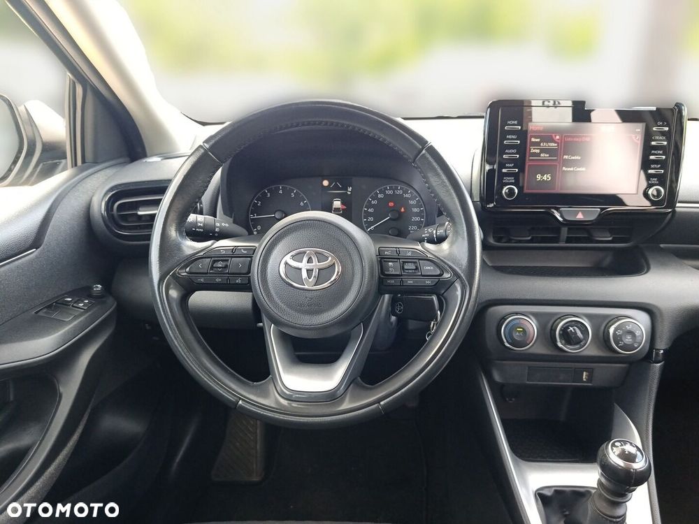 Toyota Yaris - 15