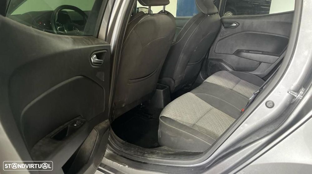 Renault Clio 1.0 TCe Evolution Bi-Fuel - 5