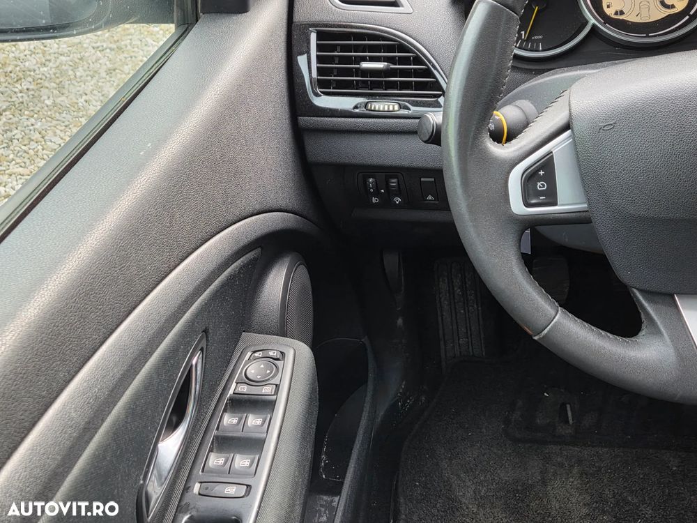 Renault Megane 1.6 16V 110 Expression - 18