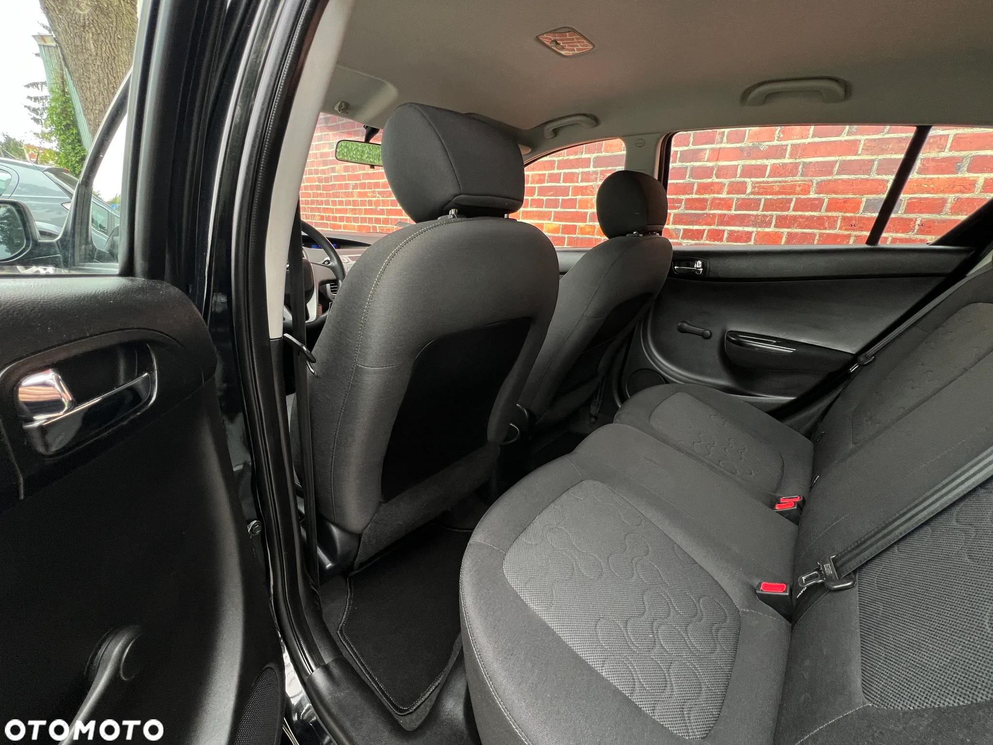 Hyundai i20 - 11