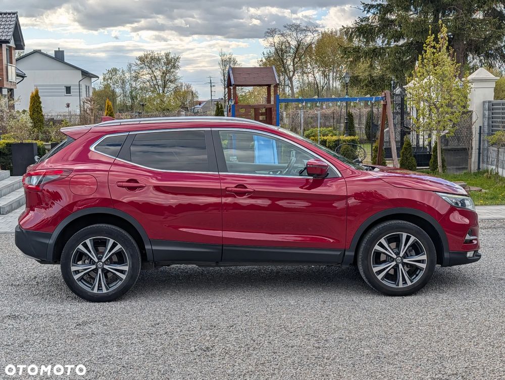 Nissan Qashqai 1.5 dCi N-Connecta - 9