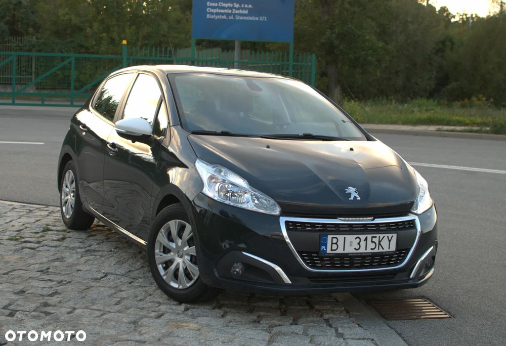 Peugeot 208 2019 photo 2