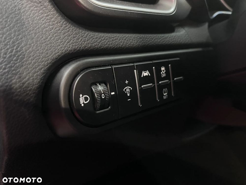 Kia XCeed 1.6 T-GDI M DCT - 9