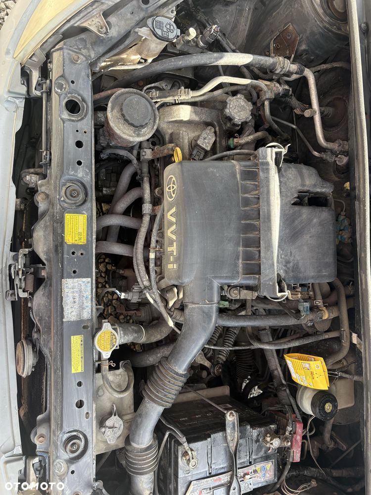 Toyota Yaris - 7