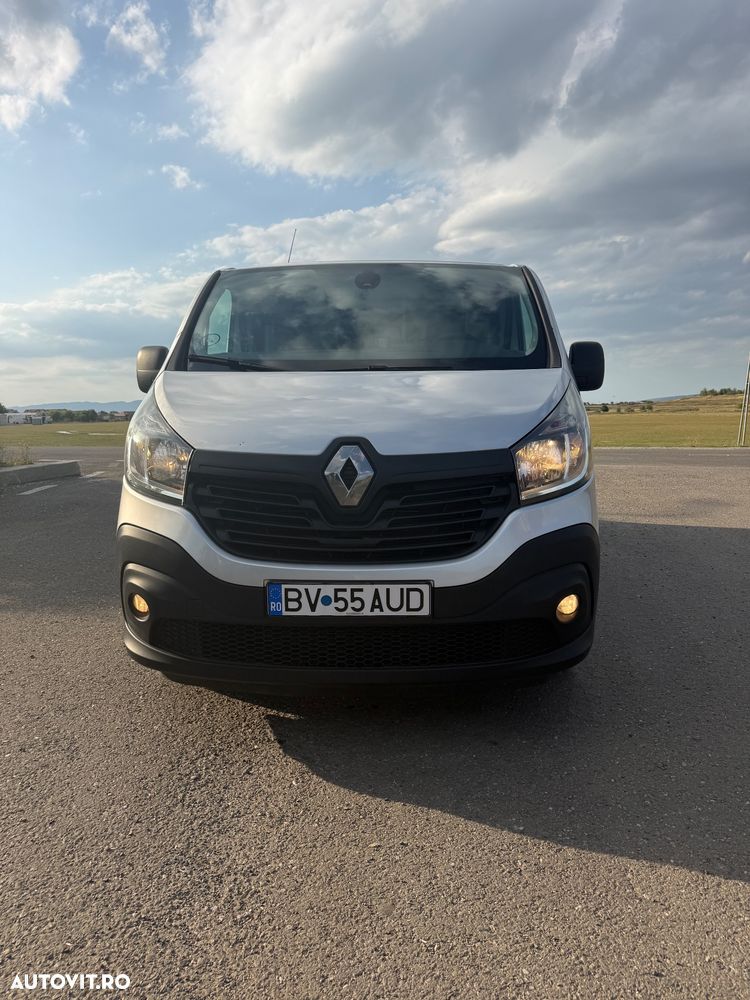Renault Trafic - 1