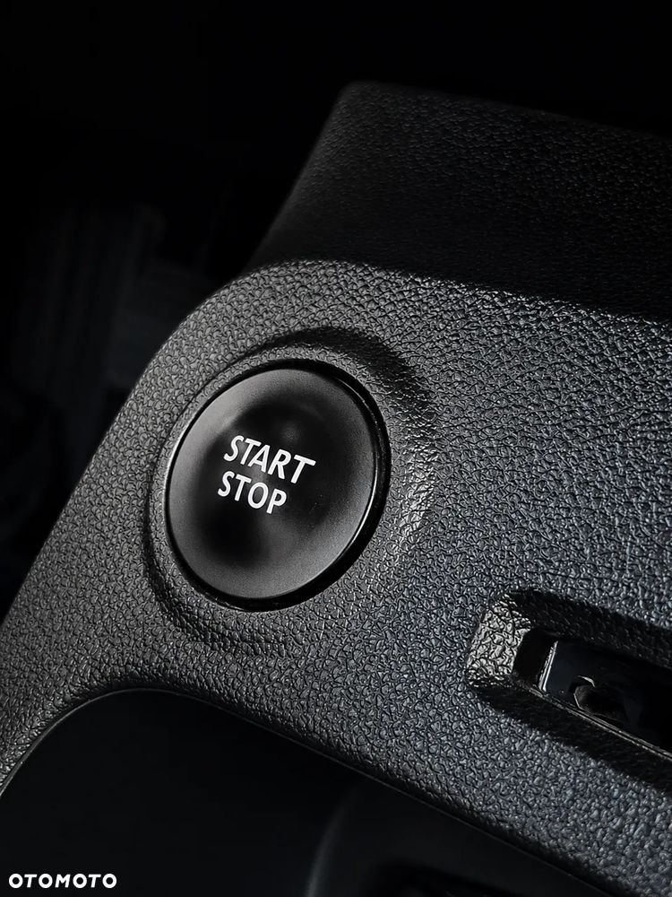 Renault Captur (ENERGY) TCe 90 LIMITED - 30