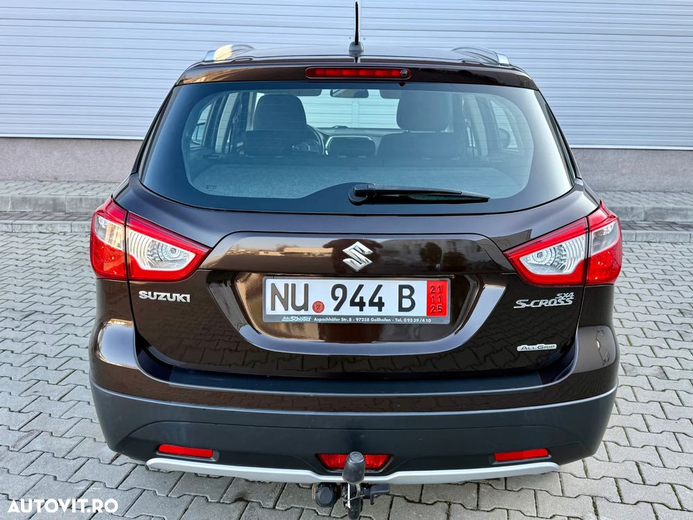 Suzuki S-Cross 1.6 DDIS 4x4 Comfort - 10