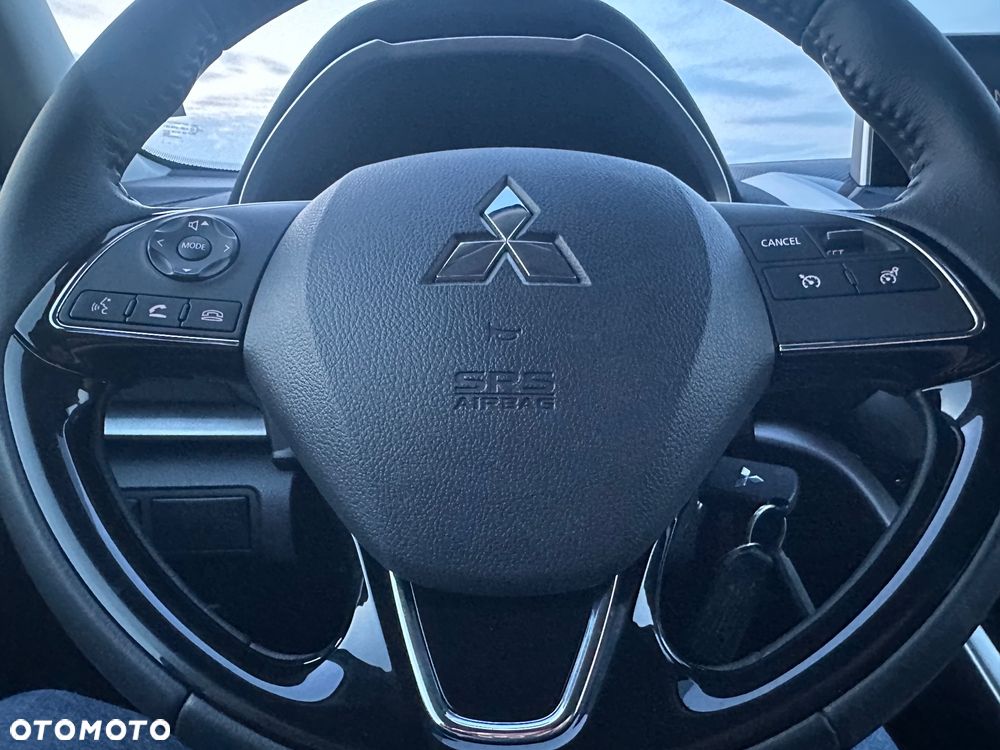 Mitsubishi Eclipse Cross - 14