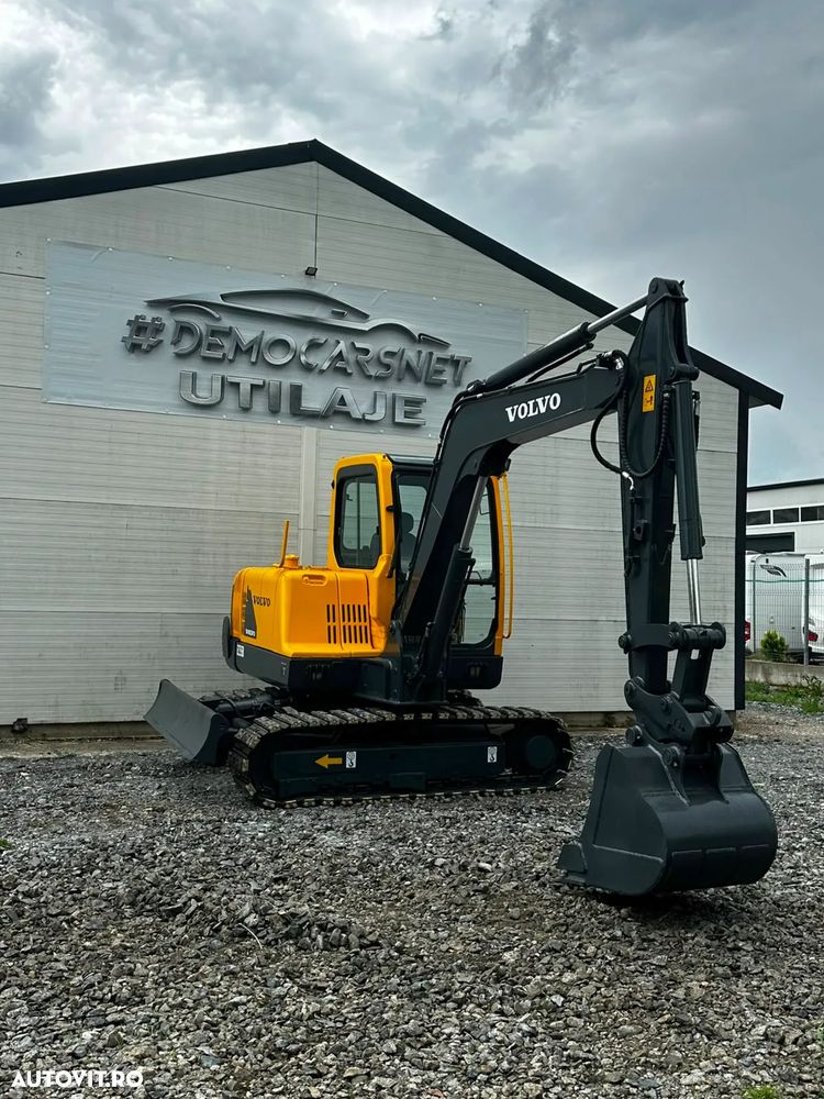Volvo EC55B - 3