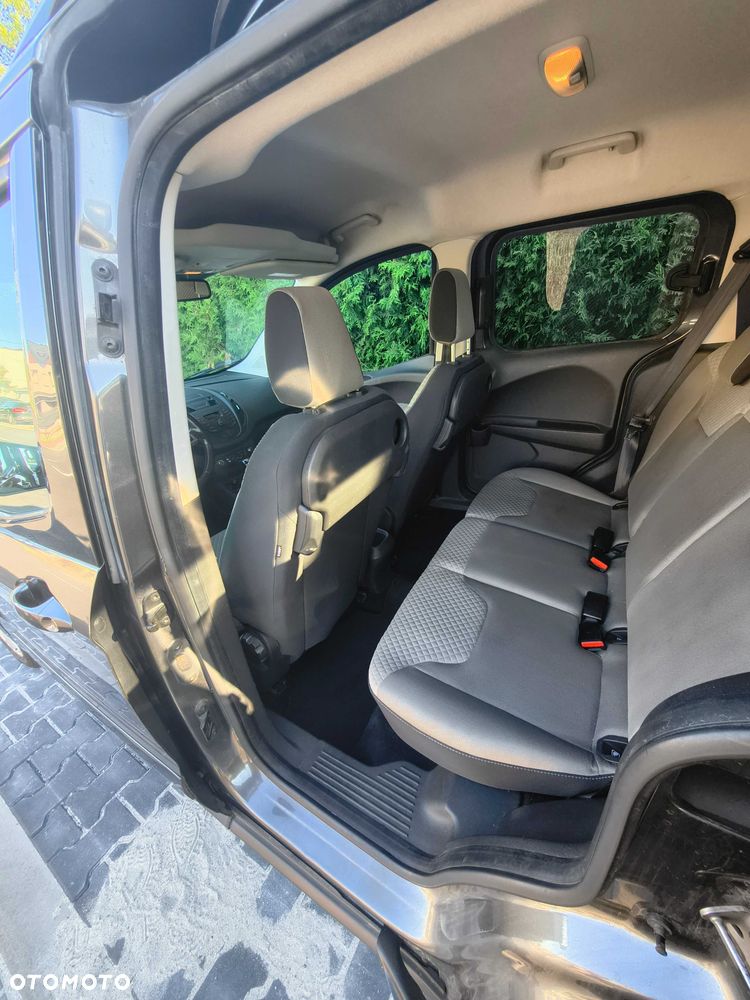 Ford Tourneo Connect - 7