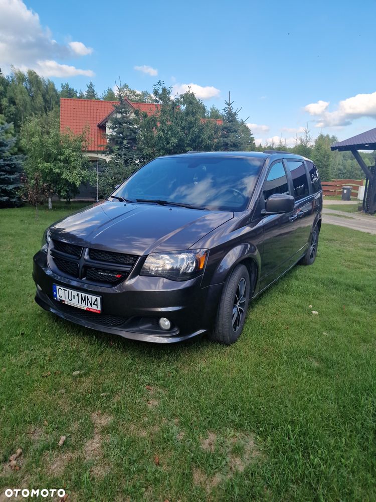 Dodge Grand Caravan 3.6 R/T - 10