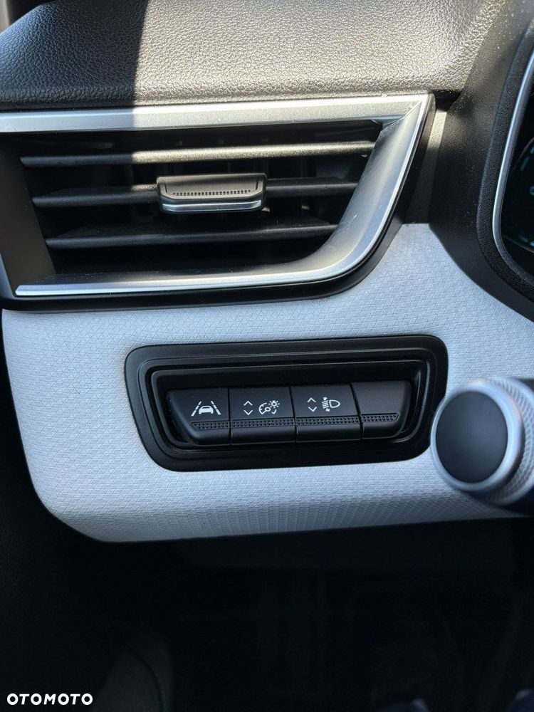 Renault Clio - 25