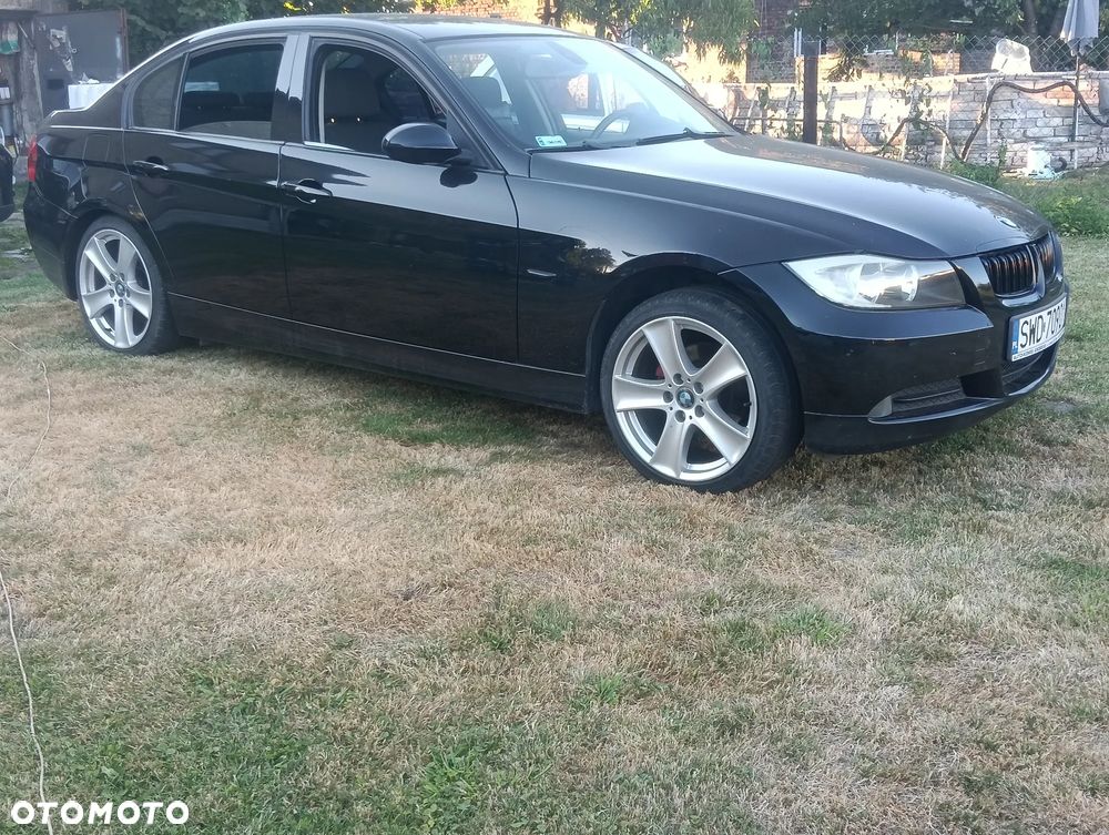 BMW Seria 3 - 1