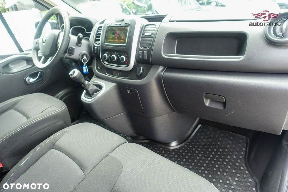 Renault Trafic - 23