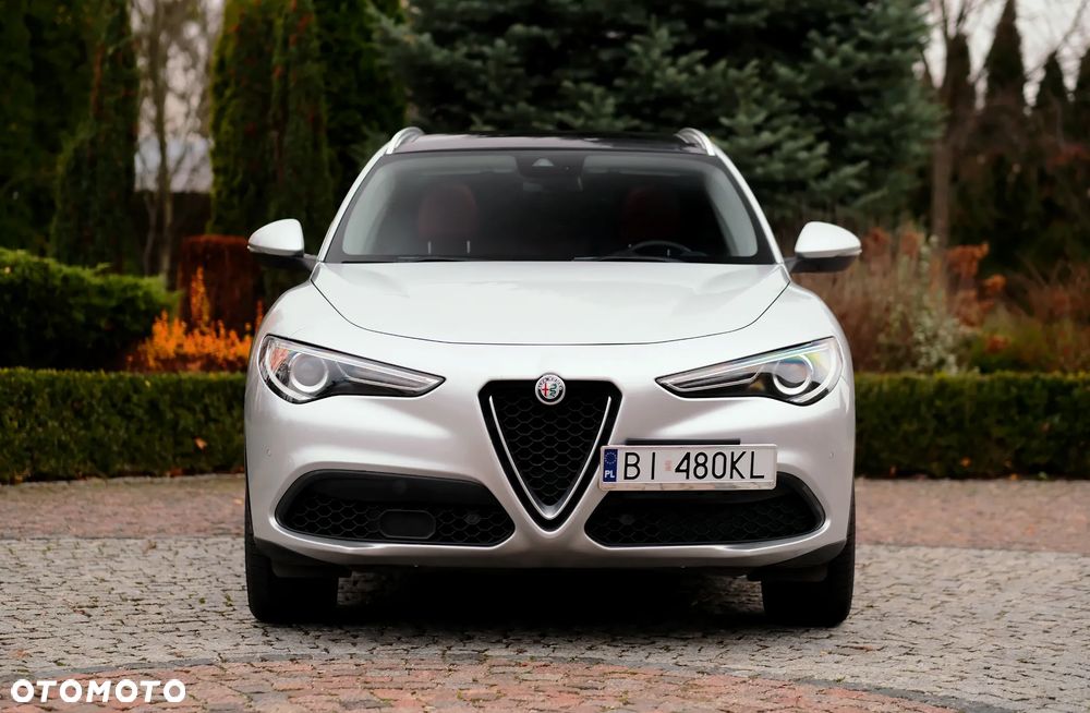 Alfa Romeo Stelvio - 3