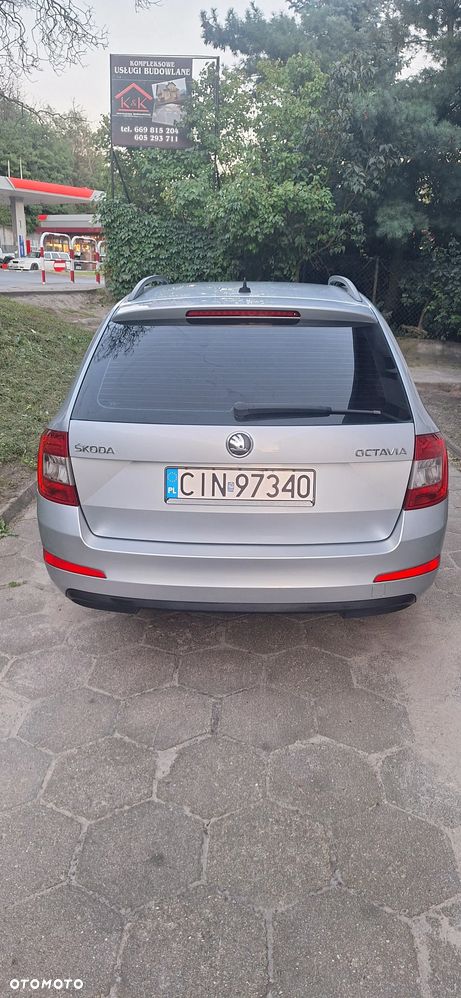 Skoda Octavia 1.6 TDI Active - 4