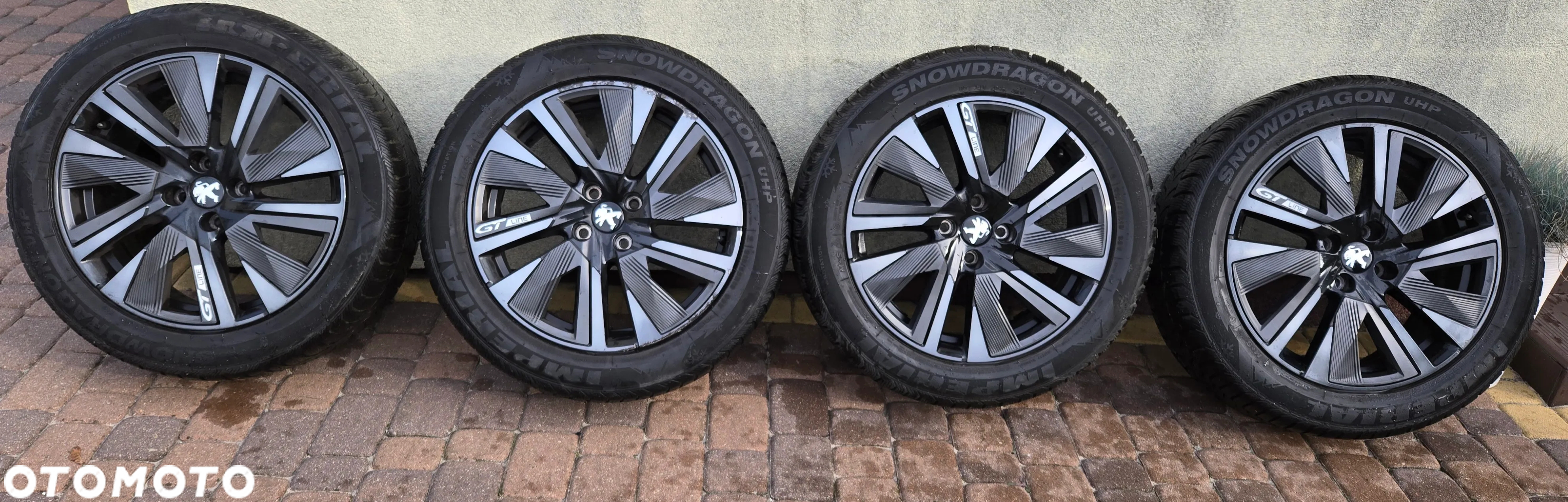 Peugeot 2008 1.2 PureTech GT S&S - 10