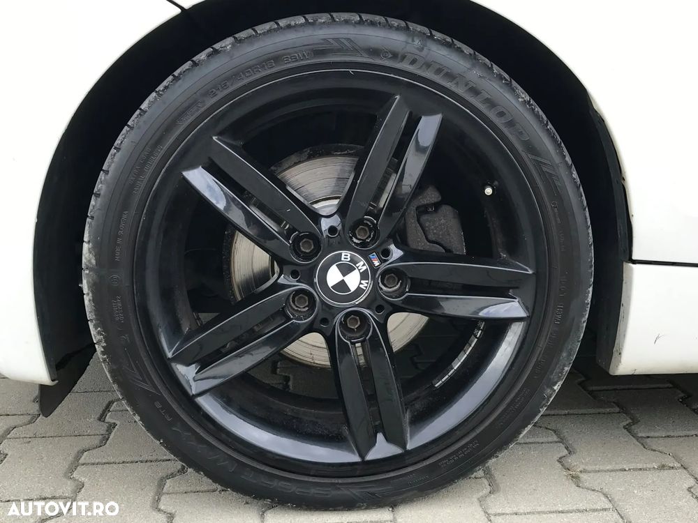 BMW Seria 1 118d Sport Line - 41