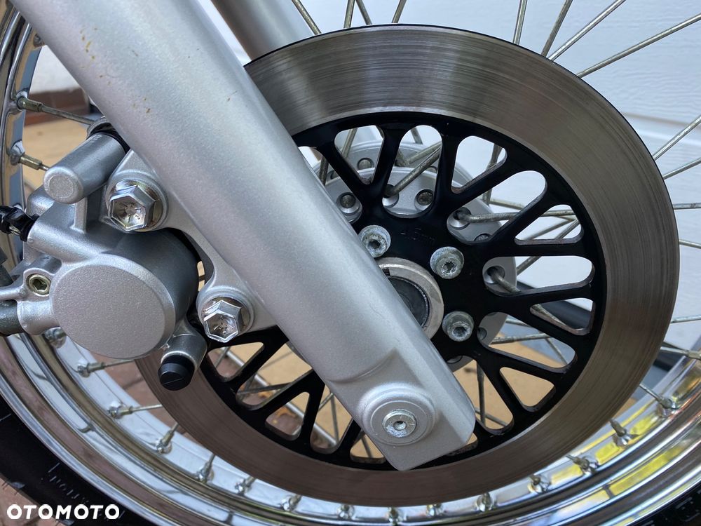 Suzuki Intruder - 20