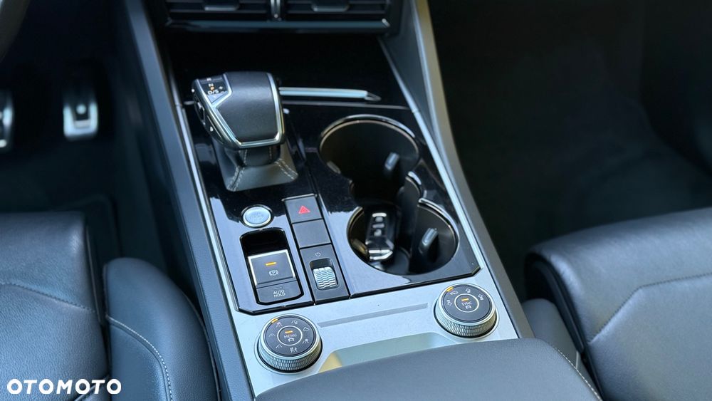 Volkswagen Touareg 3.0 V6 TDI SCR 4Mot R-Line - 19