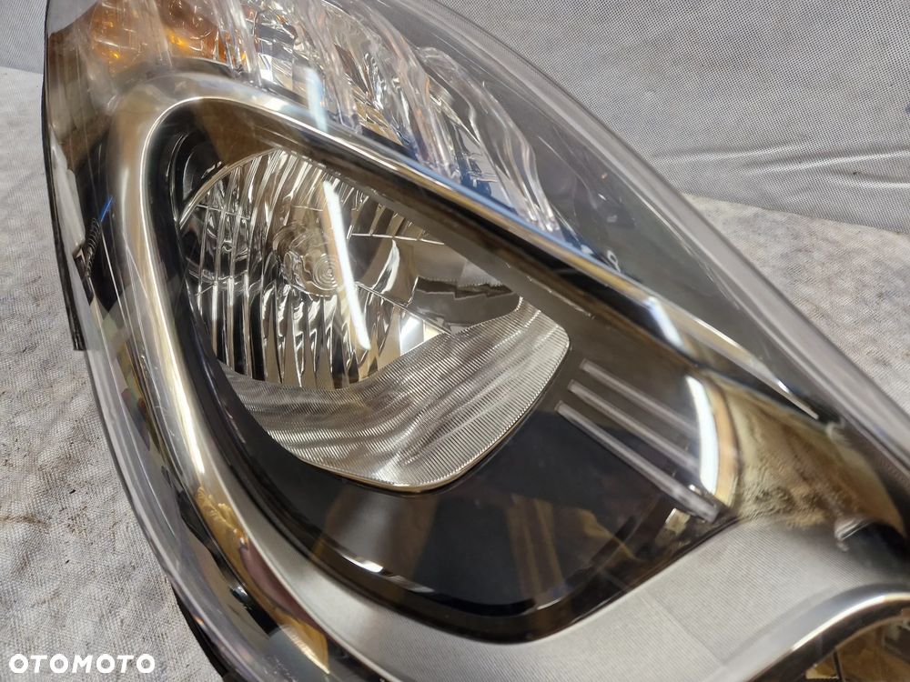 Hyundai IX20 Lampa Prawa Czarna + Halogen - 6