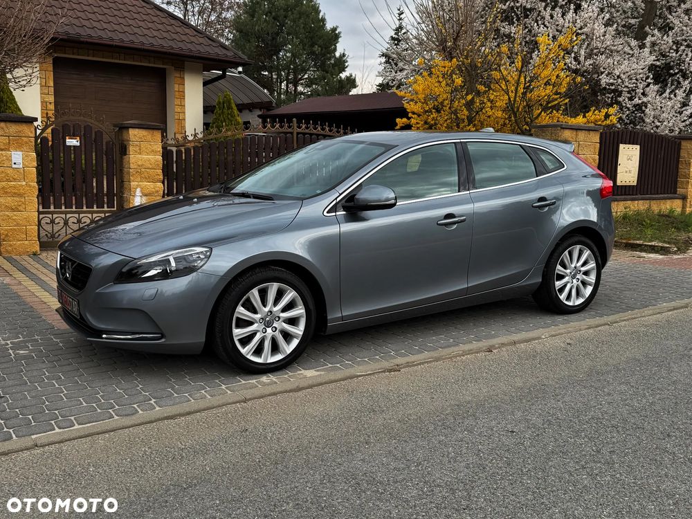 Volvo V40 D3 Summum - 14