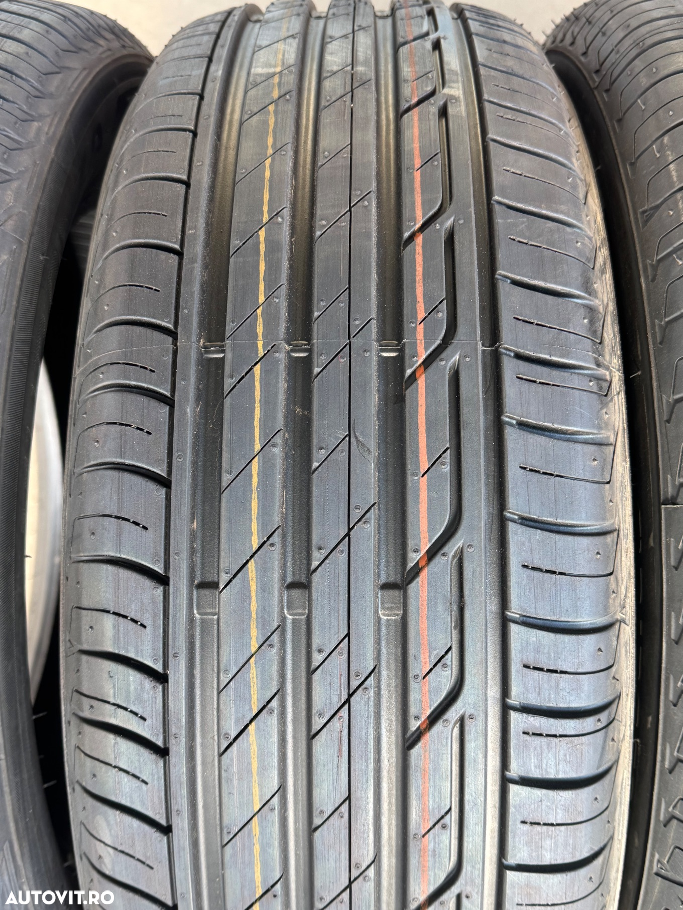 Vând 4 anvelope 215/60/17 bridgestone de vară noi - 4