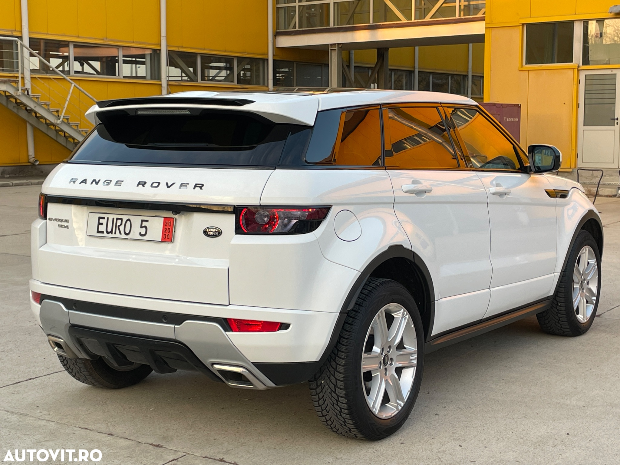 Land Rover Range Rover Evoque - 4
