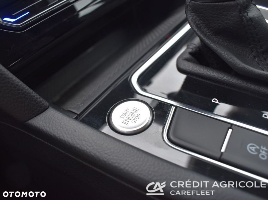 Volkswagen Passat 2.0 TDI EVO Business DSG - 24