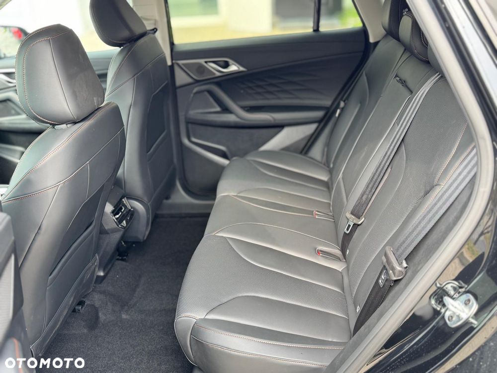 MG HS 1.5 T-GDI Exclusive DCT - 11