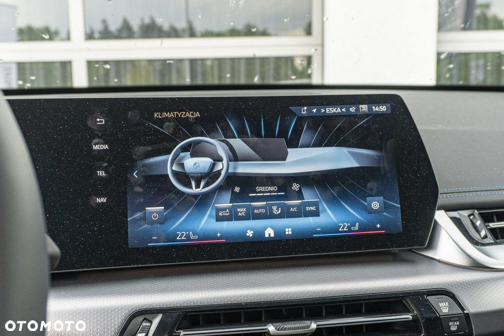 BMW X1 sDrive18i - 25