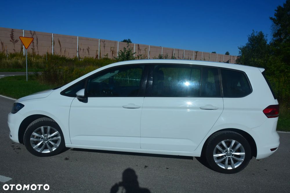 Volkswagen Touran 1.6 TDI SCR BlueMotion Technology Comfortline - 1