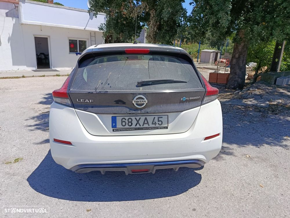 Nissan Leaf - 15