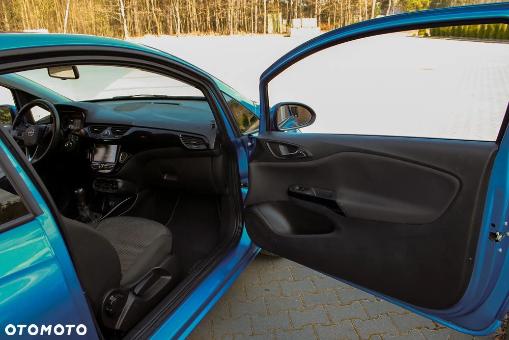 Opel Corsa 1.4 16V Cosmo - 22