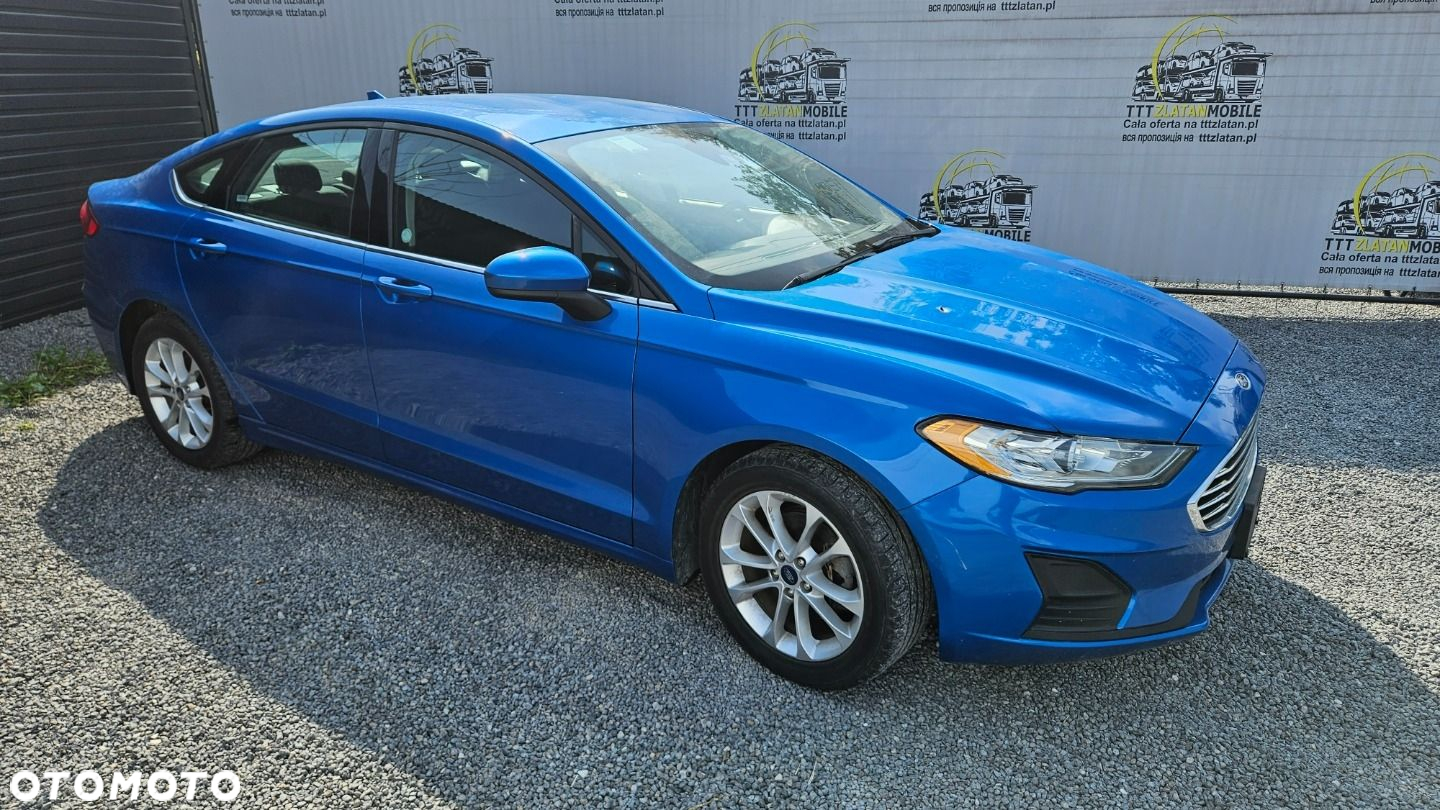 Ford Fusion - 10