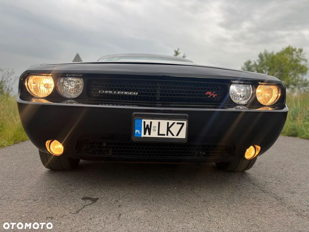 Dodge Challenger - 6