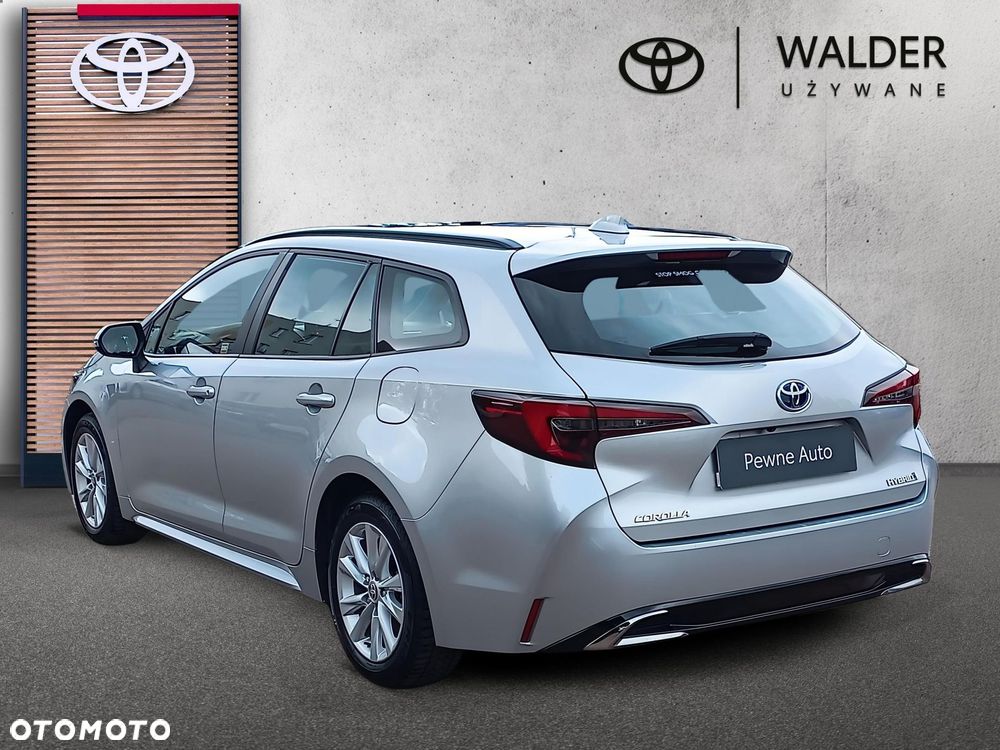 Toyota Corolla 1.8 Hybrid Comfort - 4