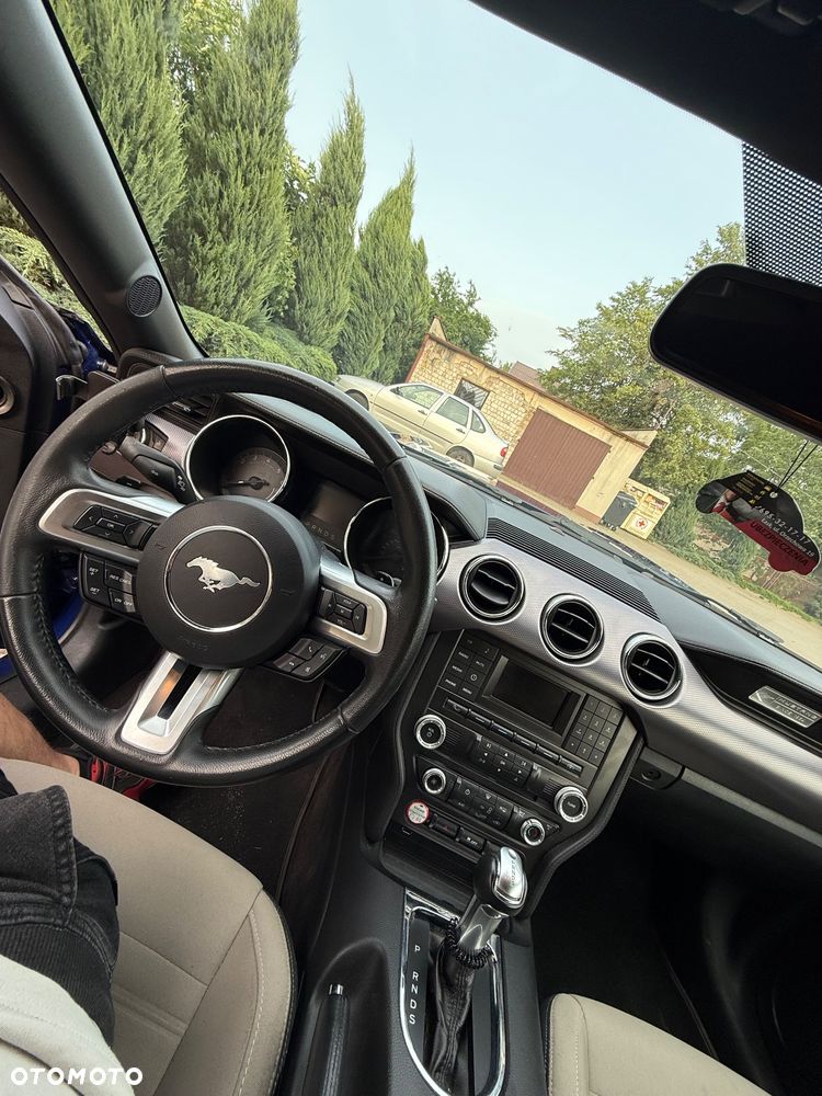 Ford Mustang 5.0 V8 GT - 11