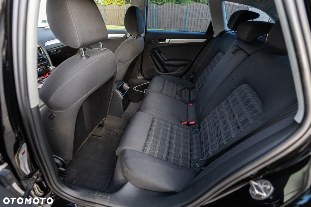 Audi A4 Avant 2.0 TDI - 19
