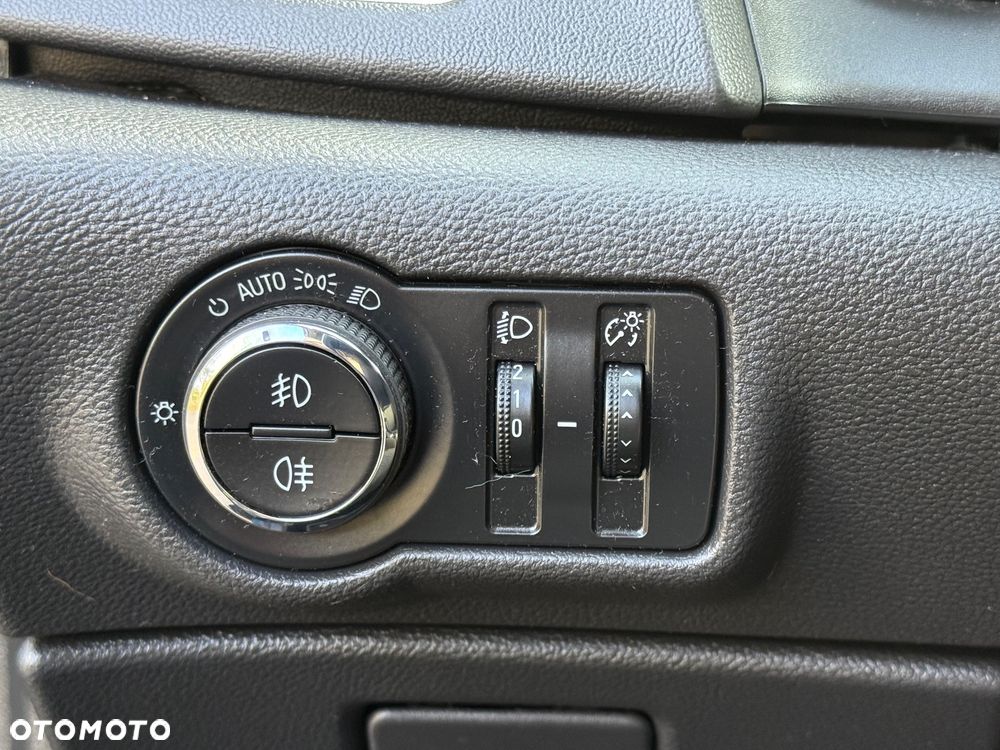 Opel Astra - 18