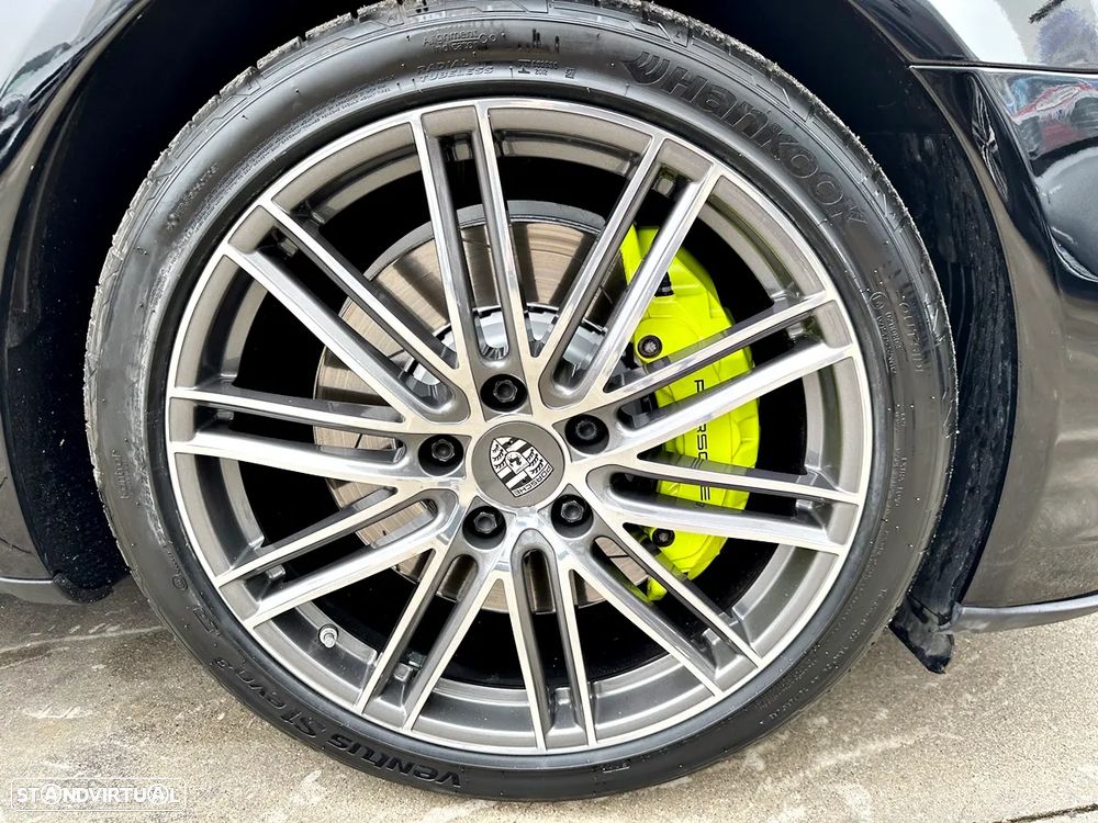 Porsche Panamera 4 E-Hybrid - 46