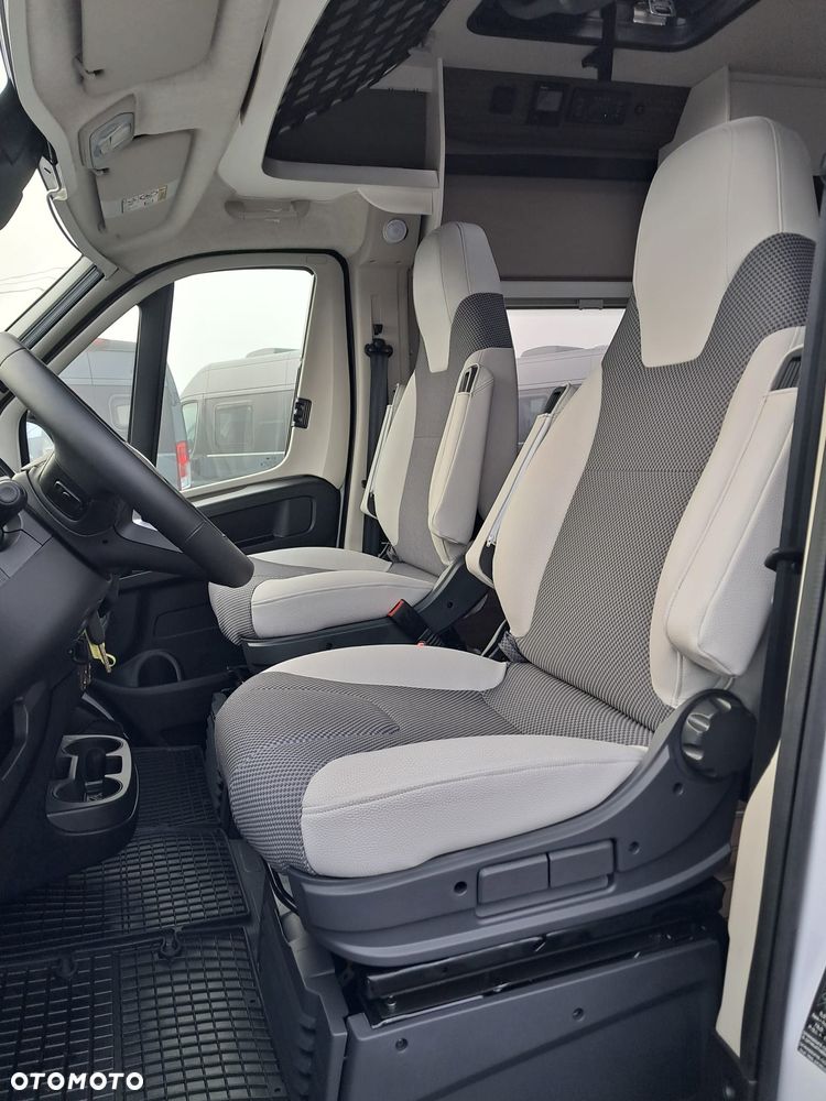 KNAUS VanTourer 600D Namiot 4 osobowy Doposażony Duża Łazienka FV23% - 18