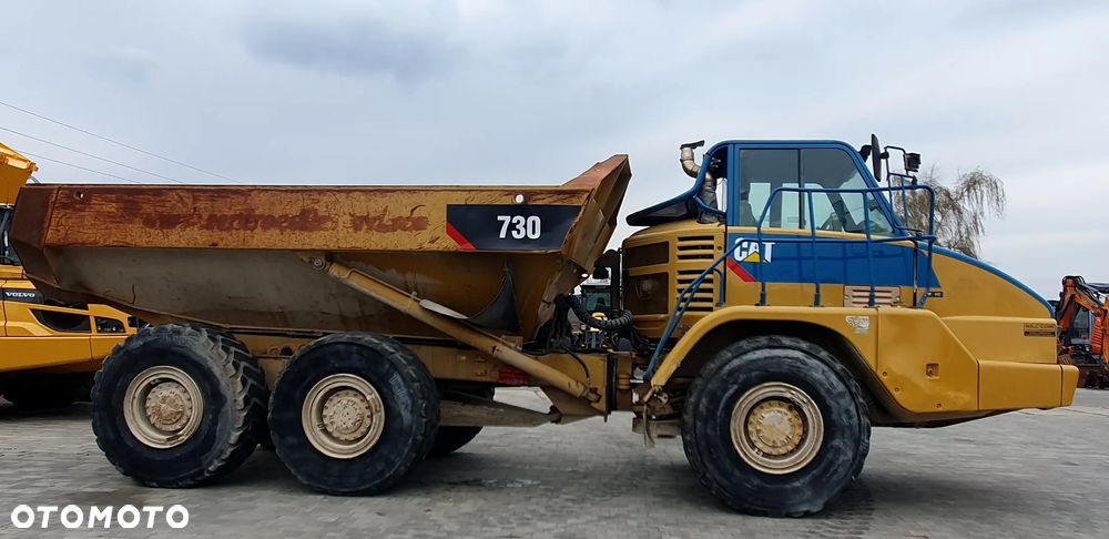 Caterpillar 730 - 5
