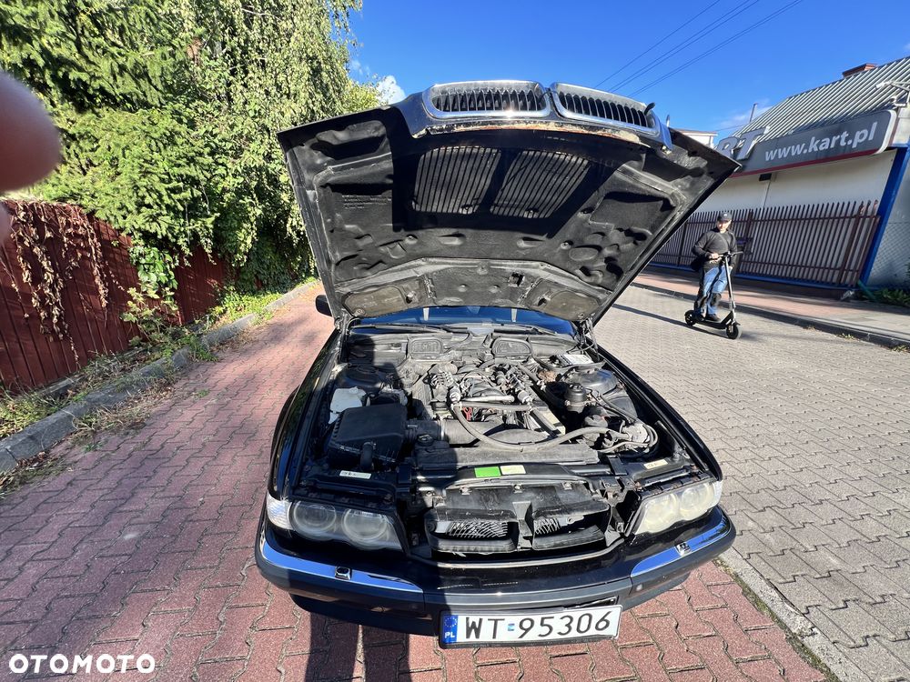 BMW Seria 7 740i - 20