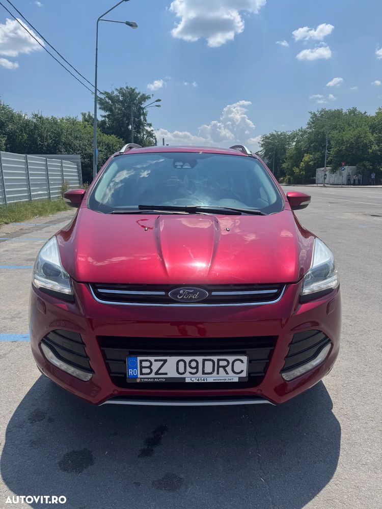 Ford Kuga 2.0 TDCi Powershift 4WD Titanium - 3