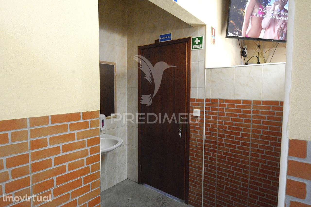 Moradia/Restaurante - Grande imagem: 4/35