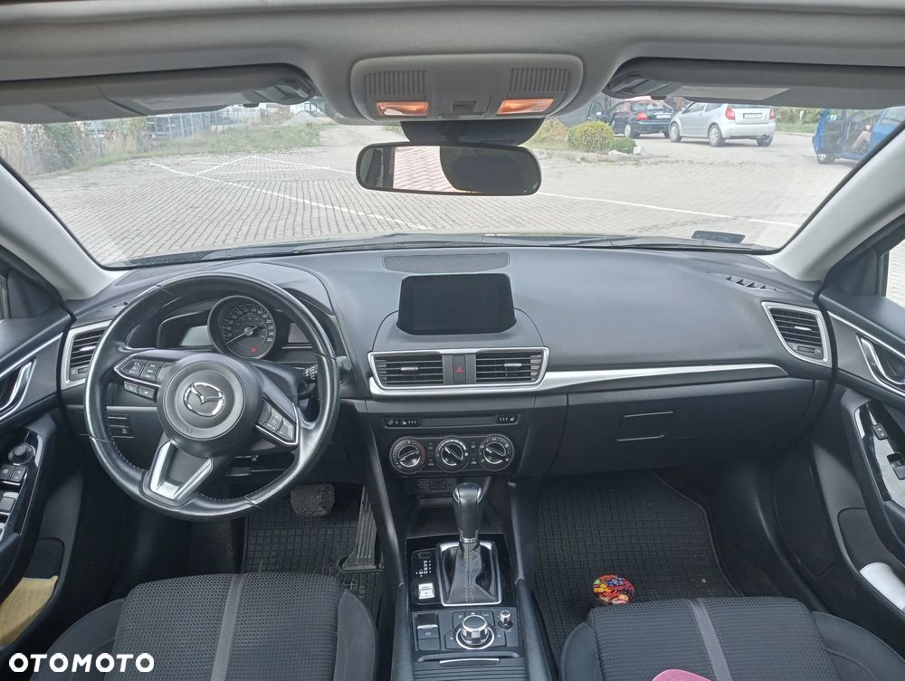 Mazda 3 - 15