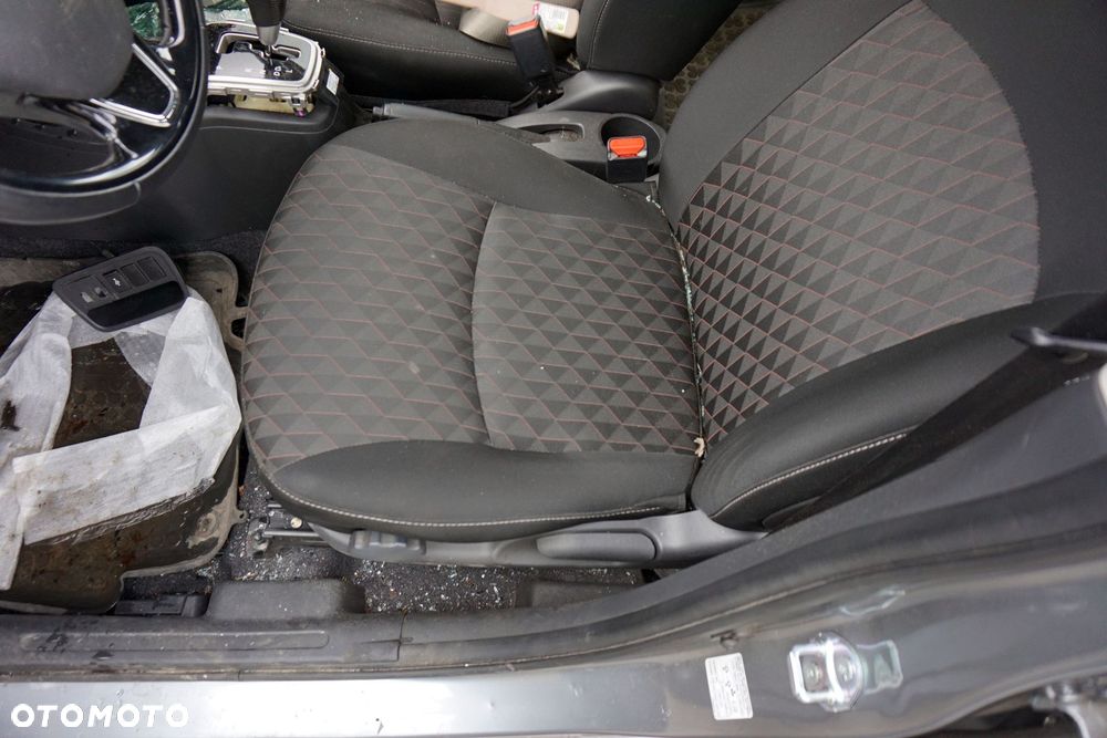 FOTEL PRZEDNI LEWY SPACE STAR II LIFT  MITSUBISHI 2019-2024 - 2