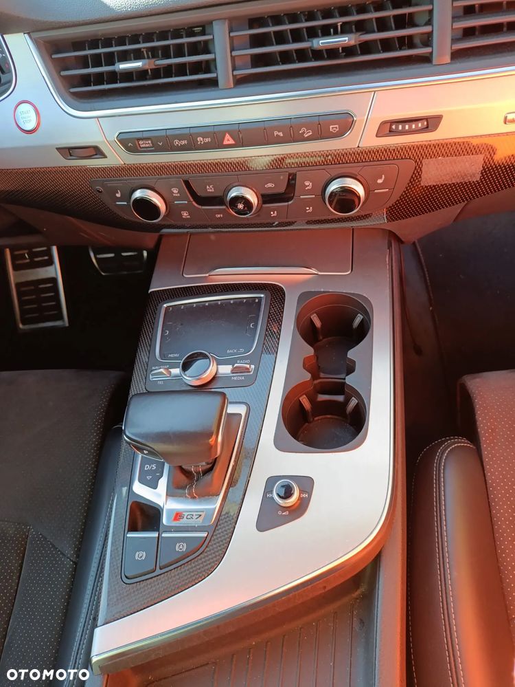 Audi SQ7 4.0 TDI Quattro Tiptronic - 18