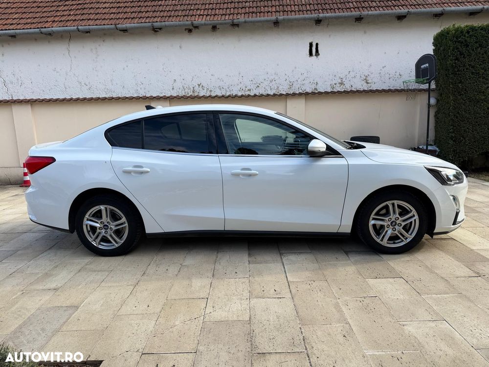 Ford Focus - 5